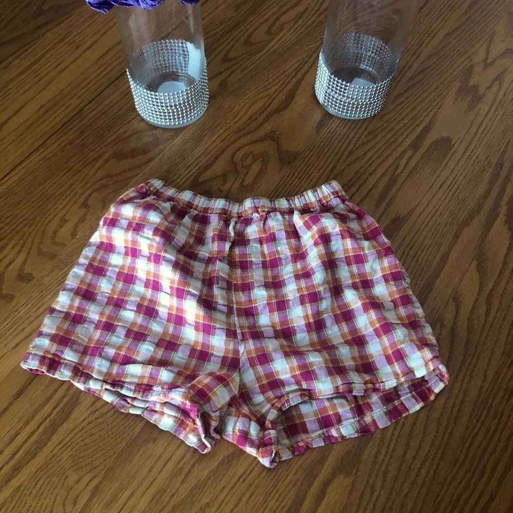 6/$20 Simply Basic orange & pink plaid shorts 6/6X